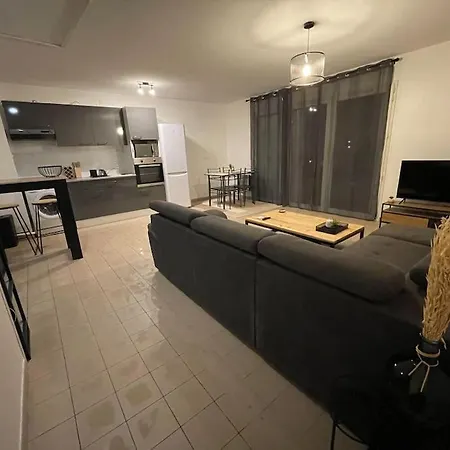 Lumineux T2 - Proche Apartament